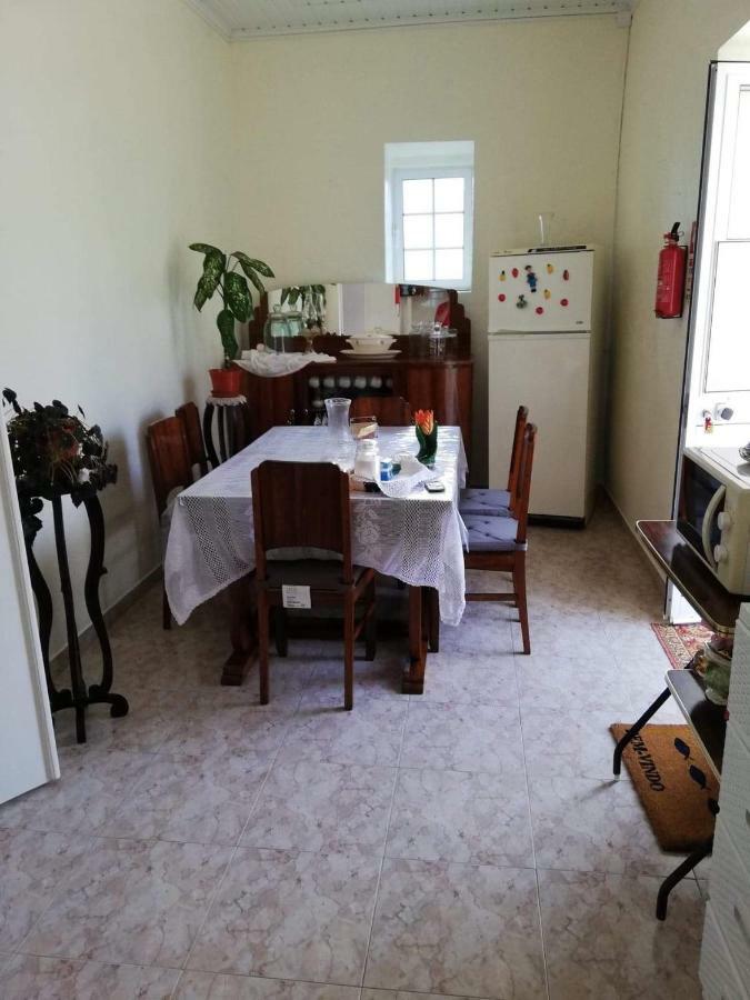 アングラ・ド・エロイーズモ Grannys Houseヴィラ エクステリア 写真